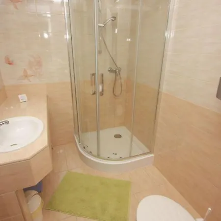 招待所 Amon Vendeghaz *